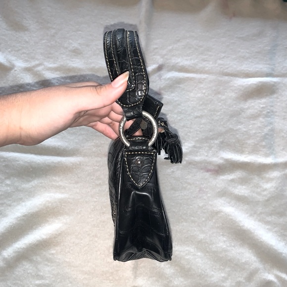 Black and silver leather Tommy Hilfiger purse - Picture 4 of 10